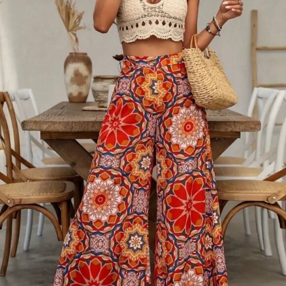 Pants - Floral Palazzo Pants - size Small